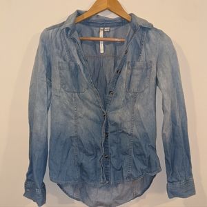 LC Gradient Jean Button Down